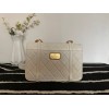 Chanel FlapBag White Leather AS2696