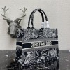 DIOR Book tote Black and White Dior Around the World Embroidery 36cm