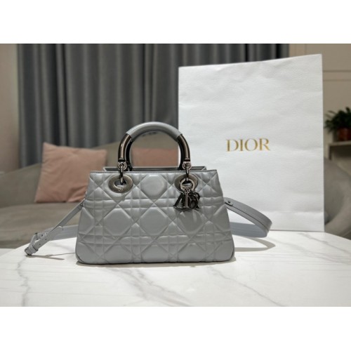 Dior Medium The Lady 95.22 gray cannage quilted leather bag