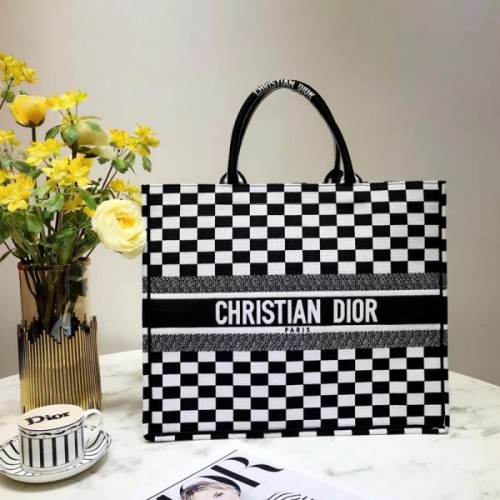 Dior BOOK TOTE BAG 001