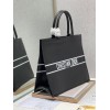 Dior tote book in black leather 41cm