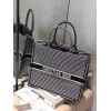 Dior Book Tote 002