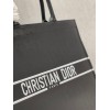 Dior tote book in black leather 41cm