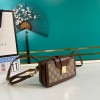Gucci GG mini bag clasp closure in beige & ebony