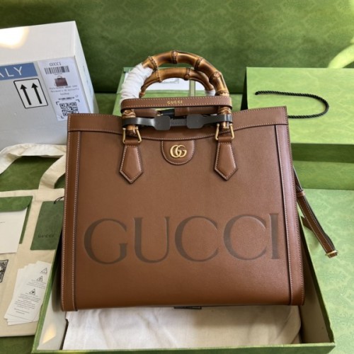 Gucci Gucci Diana Large Logo Tote Bag