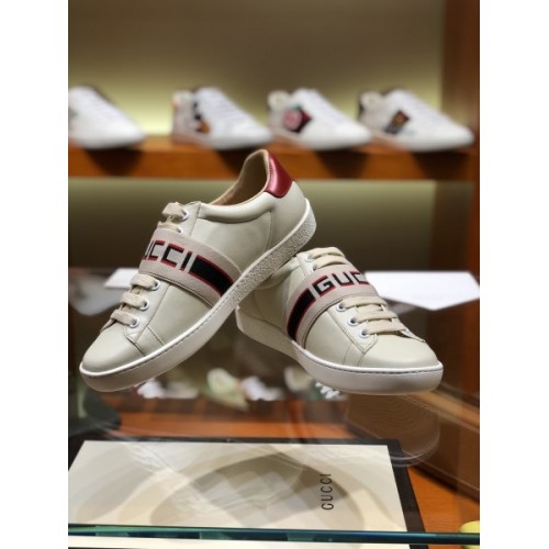 Gucci bee shoes