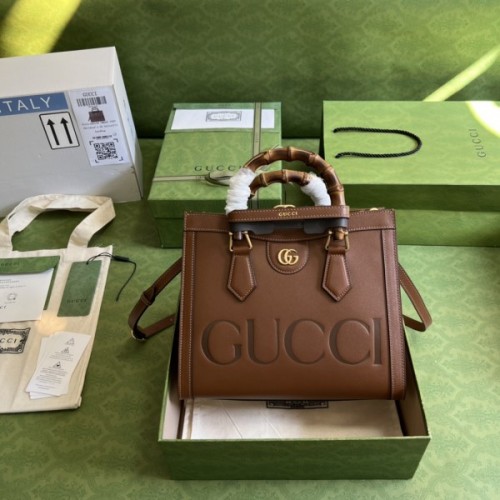 Gucci Gucci Diana Logo Medium Tote Bag