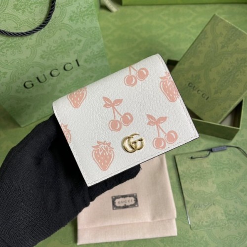 Gucci White Leather Card Case Wallet