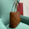 GG Matelassé leather medium tote brown bag