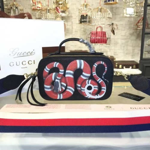 Gucci shoulder bag 2136