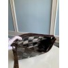 Louis Vuitton standing pouch M81588