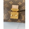 Louis Vuitton Pochette East West Metis with Chain Bag 02