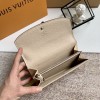LV wallet 002