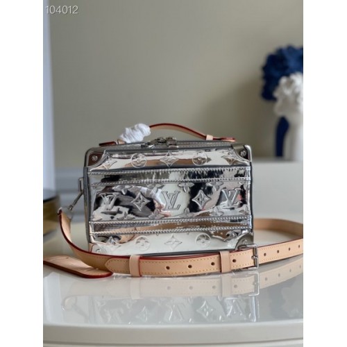 Louis Vuitton Handle Trunk Monogram Other M45885