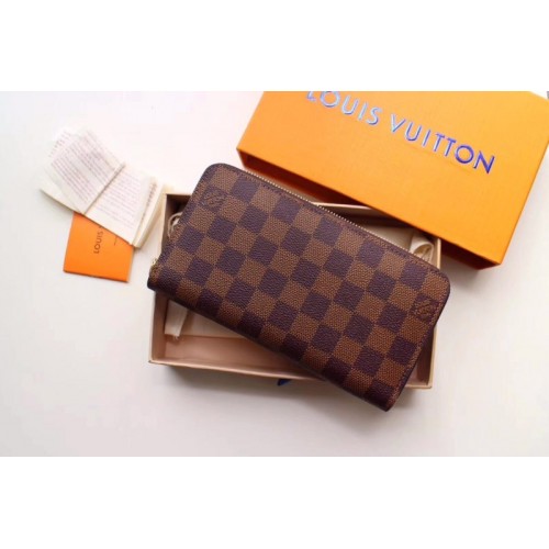 LV wallet 004