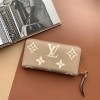 LV wallet 001