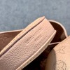 Louis Vuittonm Bella Mahina Pink M59552