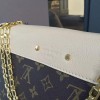 Louis Vuitton PALLAS CHAIN 3284