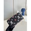 Louis Vuitton Zippy Wallet M80683