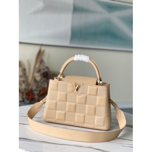 Louis Vuitton Capucines PM Cream M59225