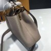 LOUIS VUITTON CAPUCINES 3673