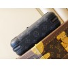 Louis Vuitton Horizon Clutch Monogram Eclipse M45579
