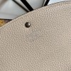 LV wallet 002
