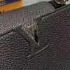 LOUIS VUITTON CAPUCINES 3671