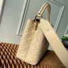 Louis Vuitton Quilting Capucines PM Cream 31cm