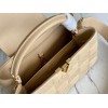 Louis Vuitton Capucines PM Cream M59225