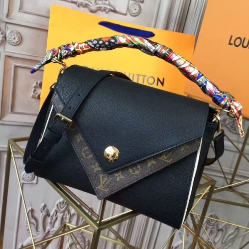 Louis Vuitton Double V 3662