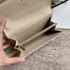 LV wallet 002