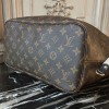 Louis Vuitton Neverfull Bag
