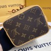 Louis Vuitton mini bucket bag