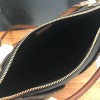 Louis Vuitton V TOTE MM M43948