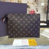 Louis Vuitton TOILETRY POUCH 26 3077