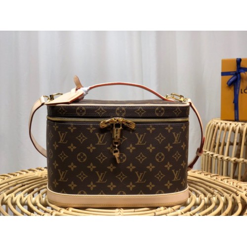 Louis Vuitton Vanity Nice Cosmetic GM Bag