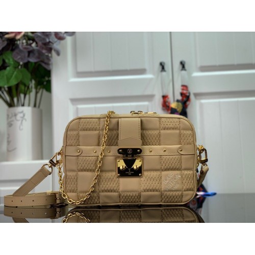 Louis Vuitton Troca PM H27 in Beige M59116