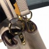 LOUIS VUITTON CAPUCINES 3677