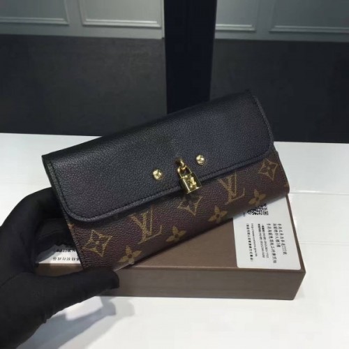 Louis Vuitton Vunes wallet 3778