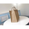 Louis Vuitton Onthego GM Beige