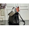 Louis Vuitton Savana PM M97007