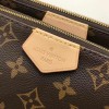 Multi Pochette Accessoires Monogram Green Strap M44823