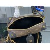 LV Petite Malle Souple M45571