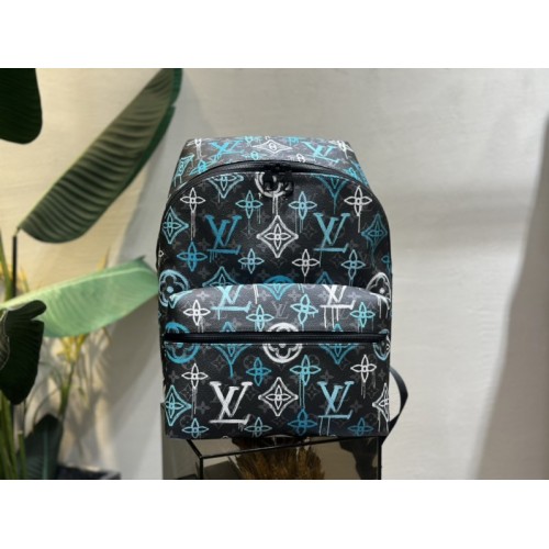 Louis Vuitton Discovery backpack M21395