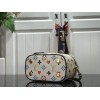 LV VANITY M57482 White