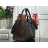 Louis Vuitton ON MY SIDE M53823