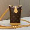 Louis Vuitton Fold Me Pouch