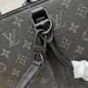 LV Sac Plat Horizontal Zippé M45265