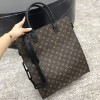 LOUIS VUITTON SAC PLAT